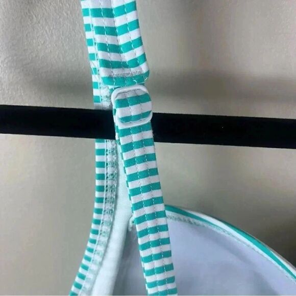 Niptuck Green One Piece Tummy Control Swimsuit Size 10 - Picture 5 of 6